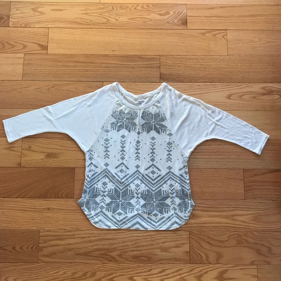 American Eagle Long Sleeve Tee - Picture 2 of 4